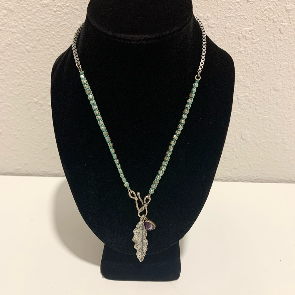 Vintage lucky brand sliver tone leaf faux amethyst stone necklace